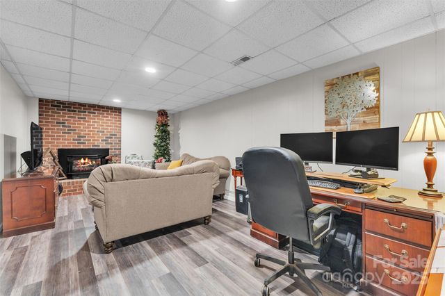 222 Brentwood Drive, Maiden, NC 28650