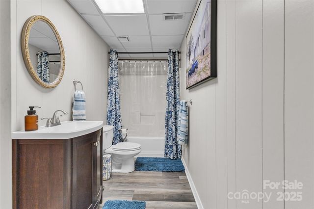 222 Brentwood Drive, Maiden, NC 28650