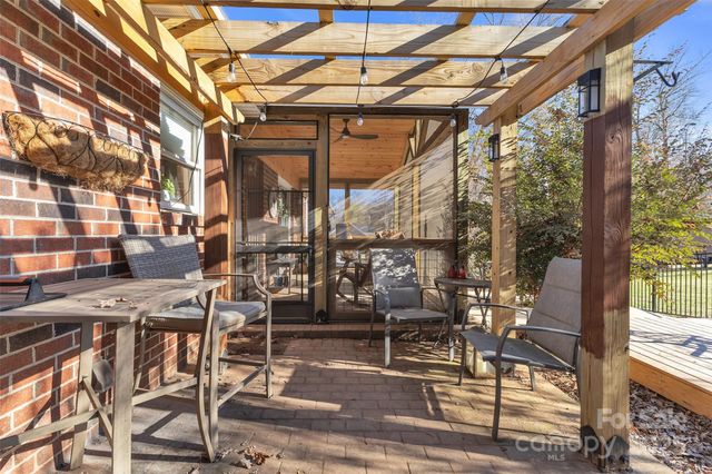 222 Brentwood Drive, Maiden, NC 28650