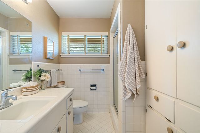 3710 Pope Dr, Corpus Christi, TX 78411