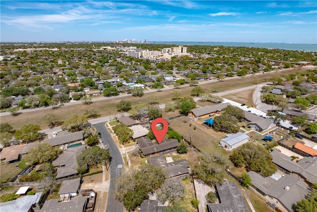 3710 Pope Dr, Corpus Christi, TX 78411