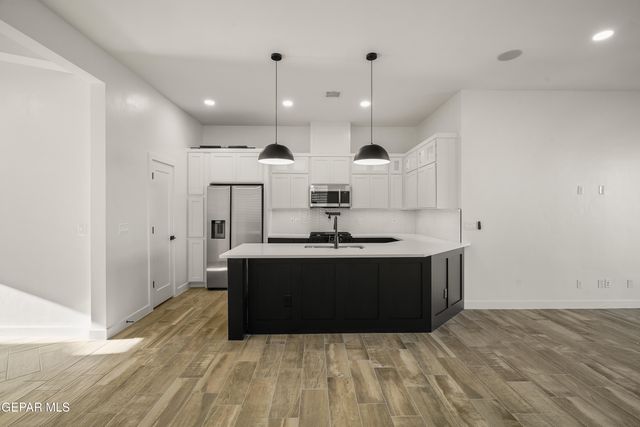 3833 Perspective Street, El Paso, TX 79938