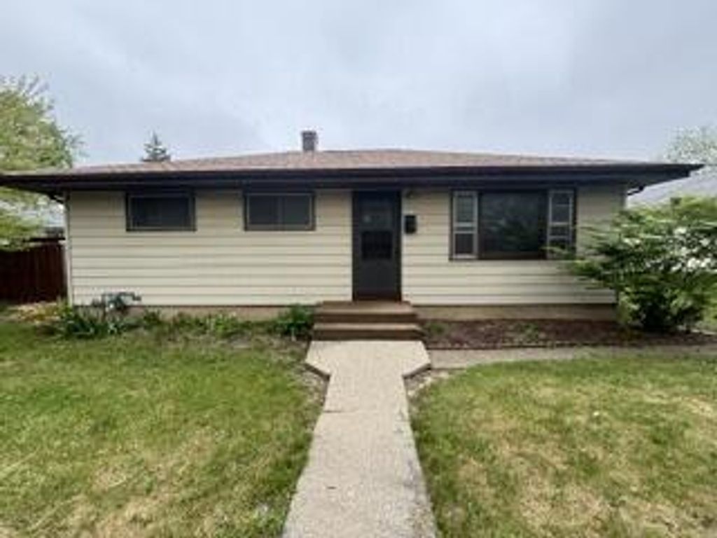6438 S 20th STREET, Milwaukee, WI 53221
