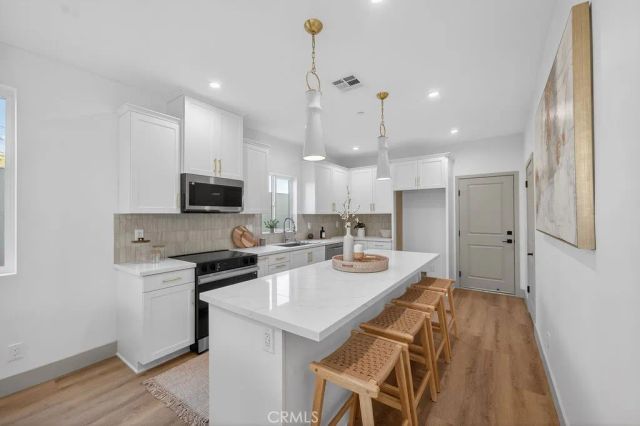 15540 Colorado, Paramount, CA 90723