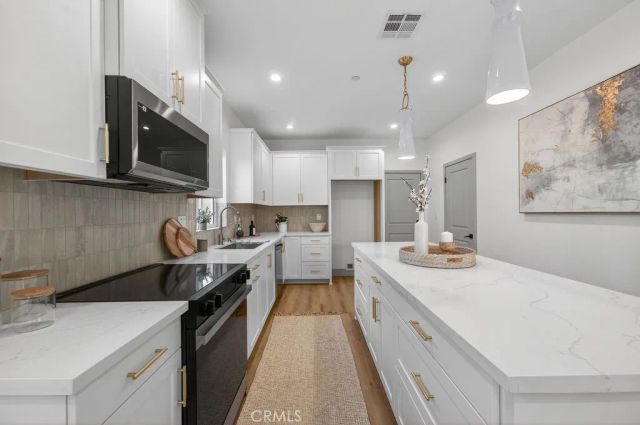 15540 Colorado, Paramount, CA 90723