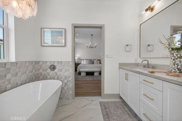 15540 Colorado, Paramount, CA 90723