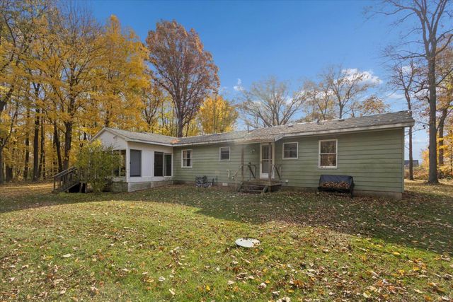 28289 Stanton Road, Walkerton, IN 46574
