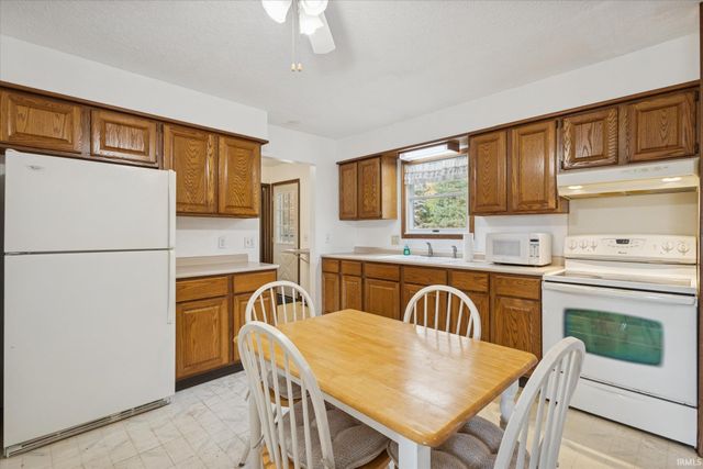 28289 Stanton Road, Walkerton, IN 46574