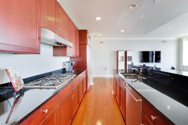 310 S MICHIGAN Avenue 1705, Chicago, IL 60604