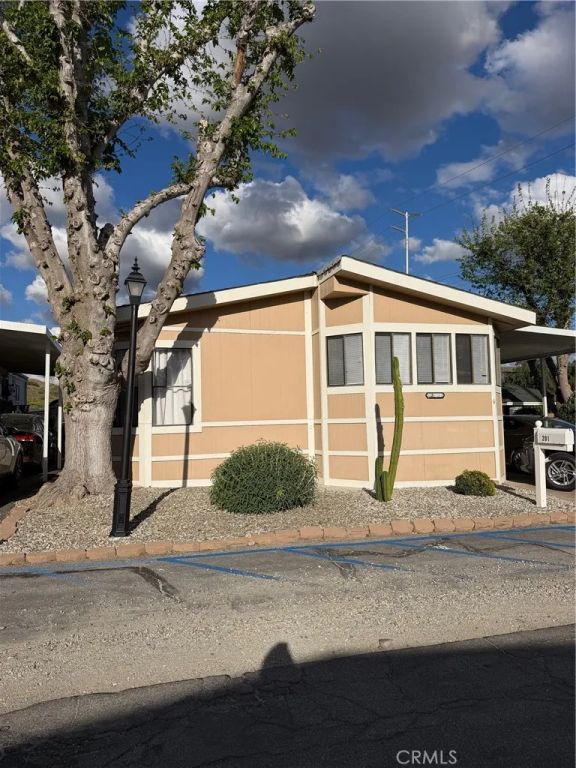 29021 Bouquet Canyon 201, Saugus, CA 91390