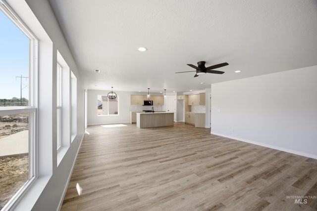 9401 W Blazing Star St, Nampa, ID 83687