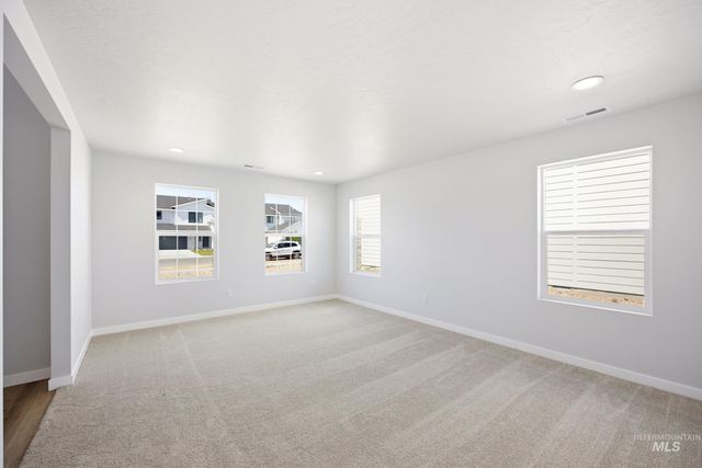 9401 W Blazing Star St, Nampa, ID 83687