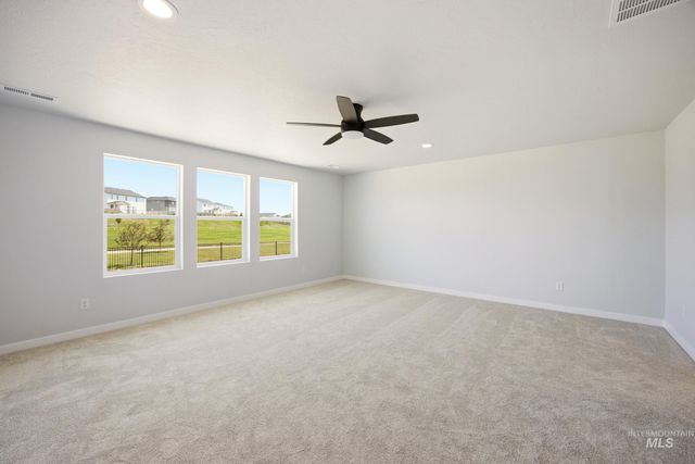 9401 W Blazing Star St, Nampa, ID 83687
