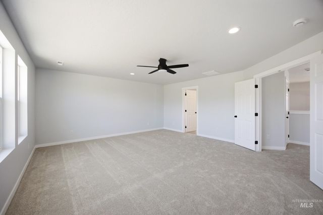 9401 W Blazing Star St, Nampa, ID 83687