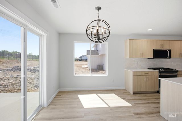 9401 W Blazing Star St, Nampa, ID 83687
