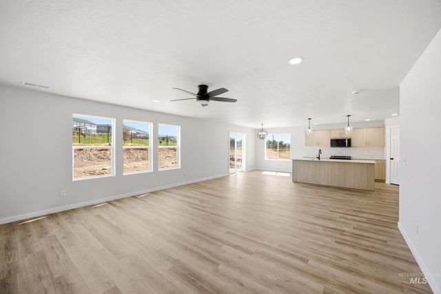 9401 W Blazing Star St, Nampa, ID 83687