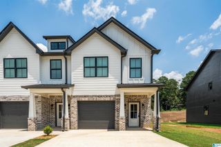 221 VILLAGE PARKWAY # 30, Helena, AL 35080