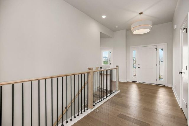 12800 S Foxborough Court, Lee's Summit, MO 64086