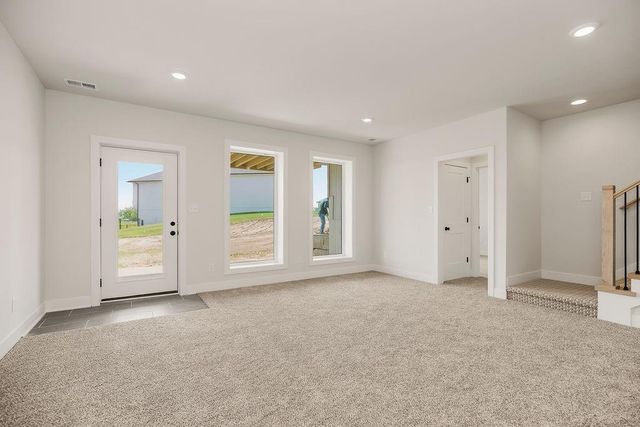 12800 S Foxborough Court, Lee's Summit, MO 64086