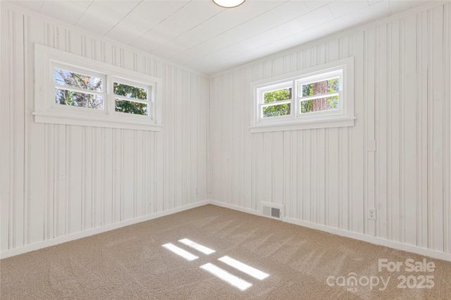 334 Country Lane, Mocksville, NC 27028