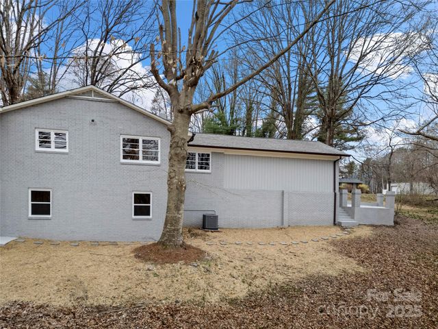 334 Country Lane, Mocksville, NC 27028