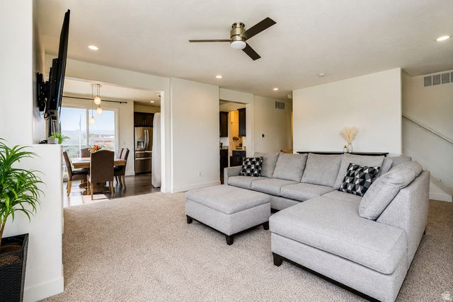 5104 W PUTNEY HILL RD, South Jordan, UT 84009