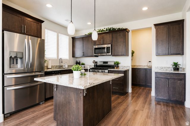 5104 W PUTNEY HILL RD, South Jordan, UT 84009
