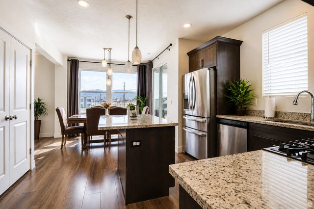 5104 W PUTNEY HILL RD, South Jordan, UT 84009