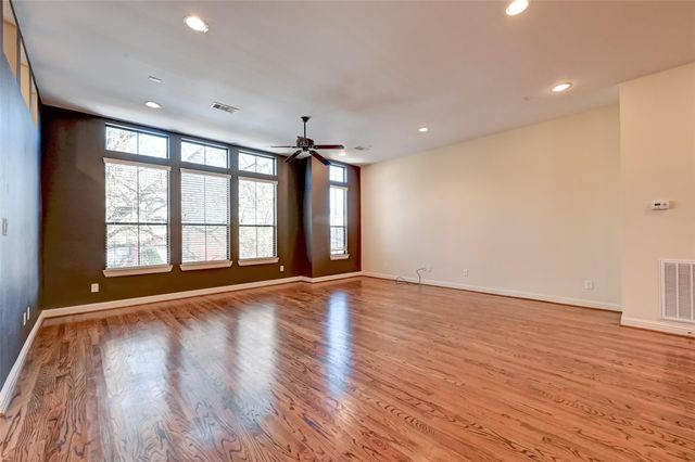 5211 Eigel Street C, Houston, TX 77007