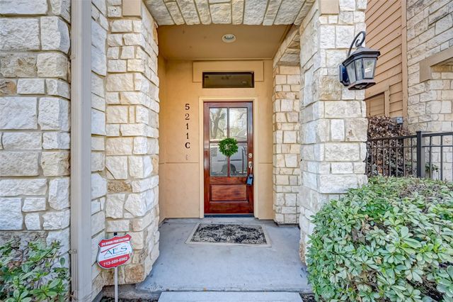 5211 Eigel Street C, Houston, TX 77007