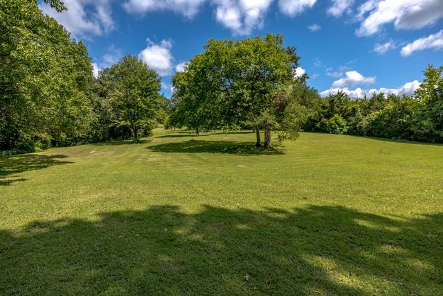 2966 McCanless Rd, Nolensville, TN 37135