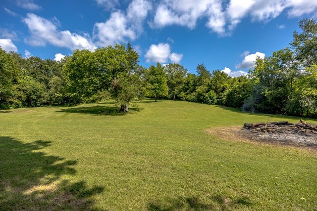 2966 McCanless Rd, Nolensville, TN 37135
