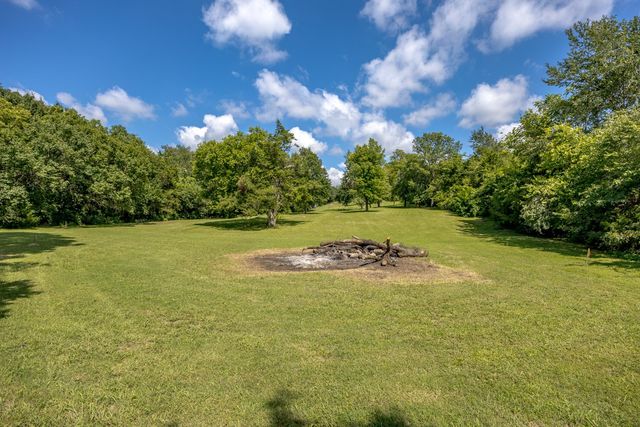 2966 McCanless Rd, Nolensville, TN 37135
