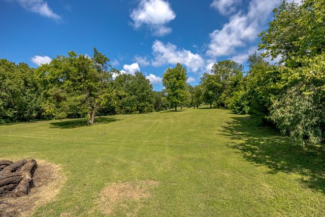 2966 McCanless Rd, Nolensville, TN 37135