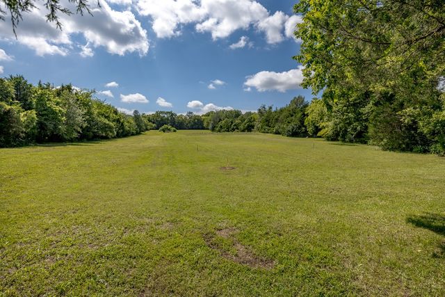 2966 McCanless Rd, Nolensville, TN 37135