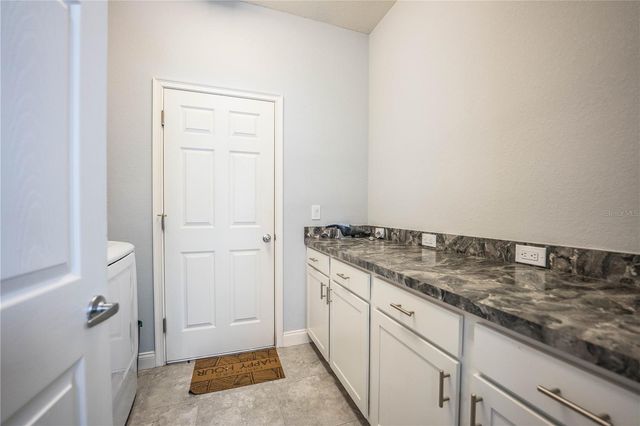 261 WALKERS POINT DRIVE, Auburndale, FL 33823