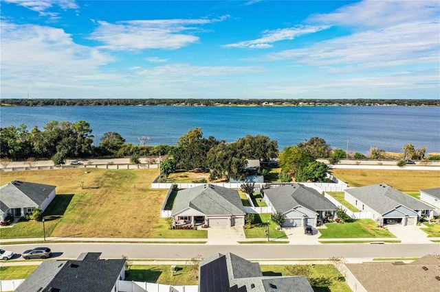 261 WALKERS POINT DRIVE, Auburndale, FL 33823
