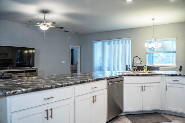 261 WALKERS POINT DRIVE, Auburndale, FL 33823