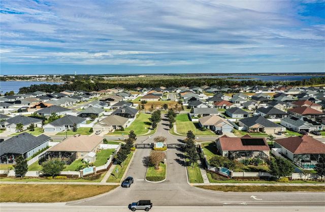 261 WALKERS POINT DRIVE, Auburndale, FL 33823