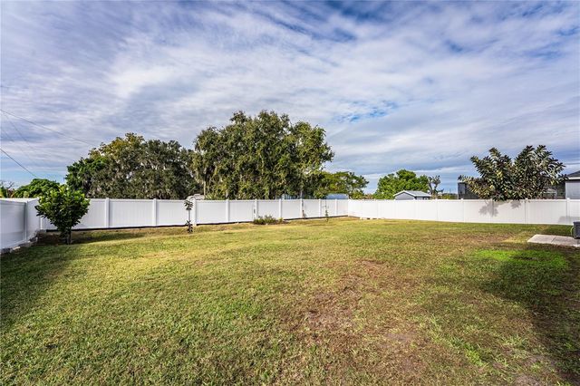 261 WALKERS POINT DRIVE, Auburndale, FL 33823