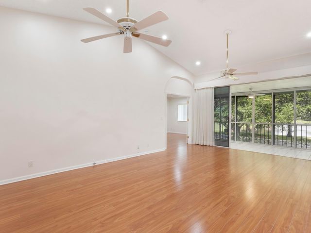 9794 Nickels Boulevard 808, Boynton Beach, FL 33436