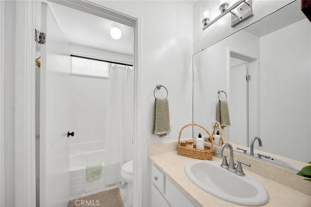 2148 Eveningside, West Covina, CA 91792