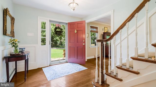 17 STRINGER DR, Doylestown, PA 18901