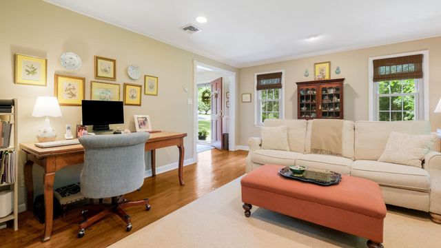 17 STRINGER DR, Doylestown, PA 18901