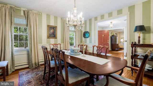 17 STRINGER DR, Doylestown, PA 18901