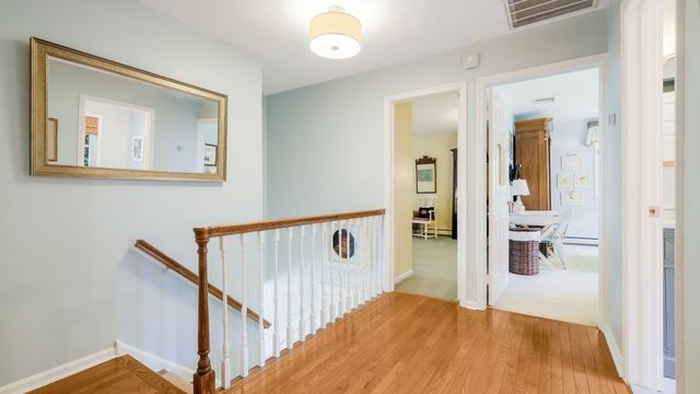 17 STRINGER DR, Doylestown, PA 18901