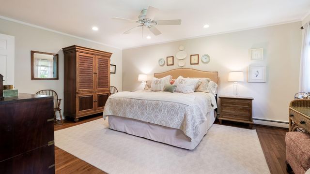 17 STRINGER DR, Doylestown, PA 18901