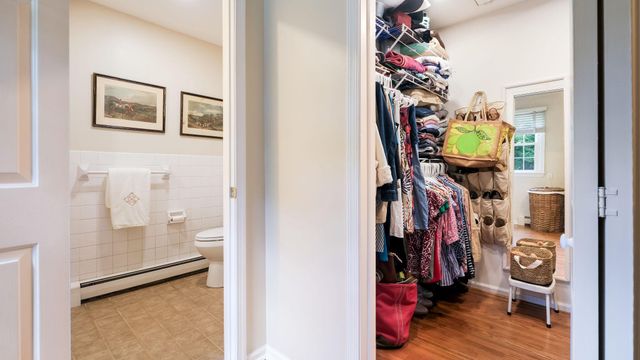 17 STRINGER DR, Doylestown, PA 18901