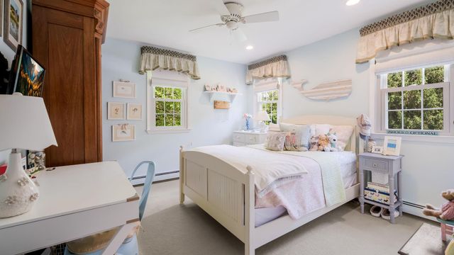 17 STRINGER DR, Doylestown, PA 18901