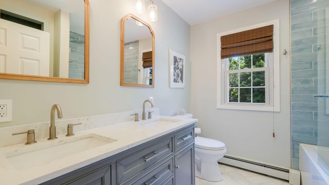 17 STRINGER DR, Doylestown, PA 18901